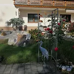 Oranhof בית חווה וולדן אם וורתרסי