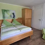 Oranhof וולדן אם וורתרסי