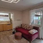 Oranhof בית חווה וולדן אם וורתרסי