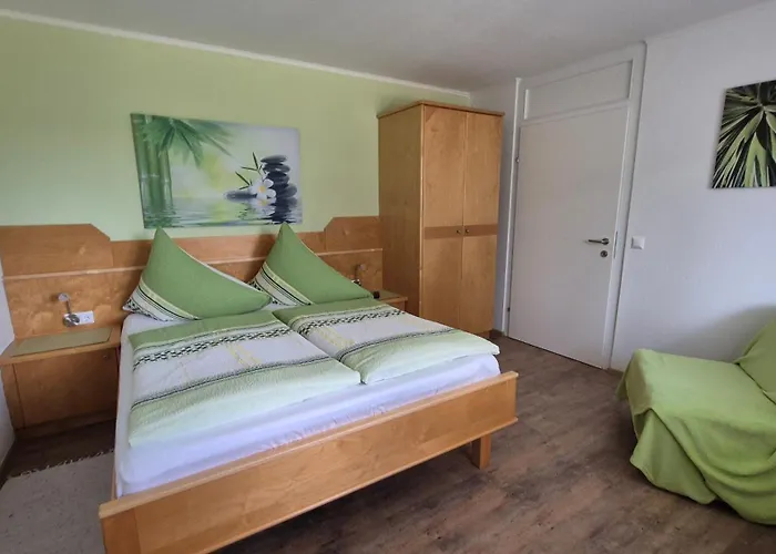 Oranhof וולדן אם וורתרסי