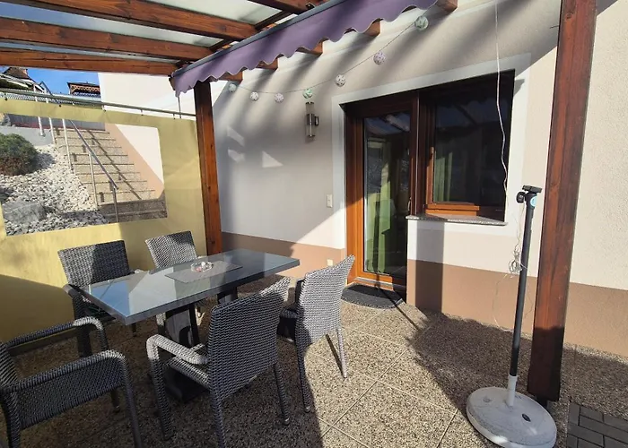 Oranhof * וולדן אם וורתרסי